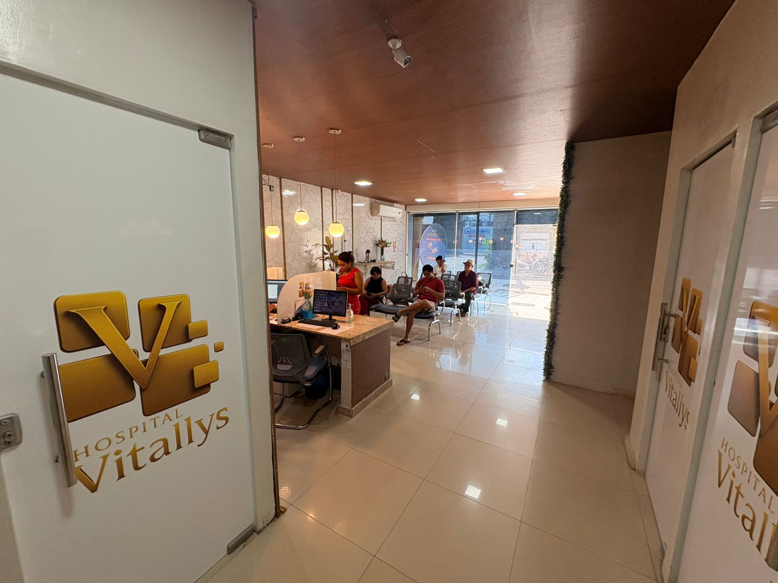 Recepção do Hospital Vitallys em Santa Inês MA